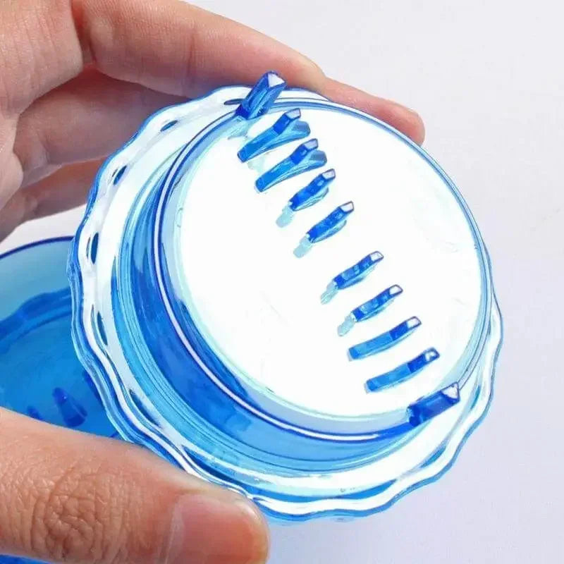 Minimalistic Garlic Twist Grinder